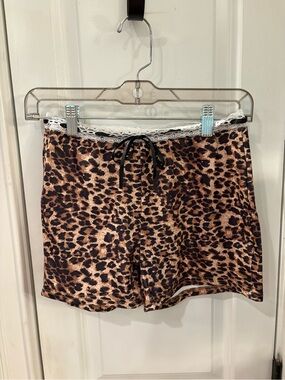 Leopard Print Lace-Trim Sleep Shorts - Women NWT TR160 women’s size S